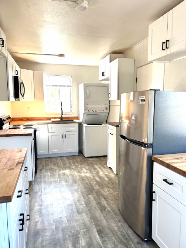 326 En #326 - Photo 2 of 18