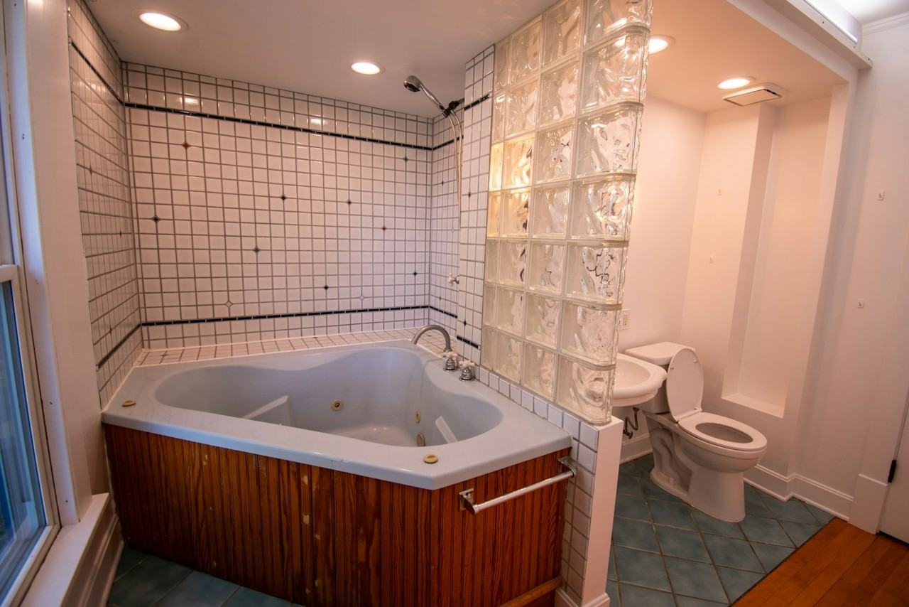 340 23rd Avenue Northeast - Photo 7 of 16