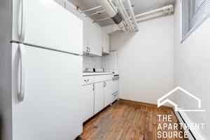 featured image of 2890 N Clark St #G