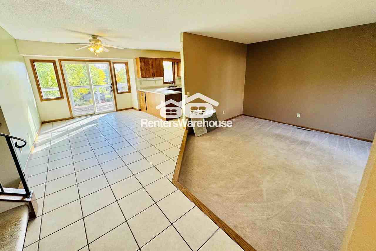 115 Meadow Dr - Photo 2 of 27