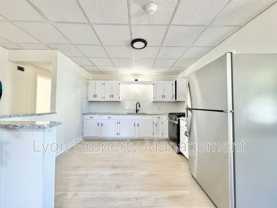 193 Summit St #1R - Photo 1 of 1