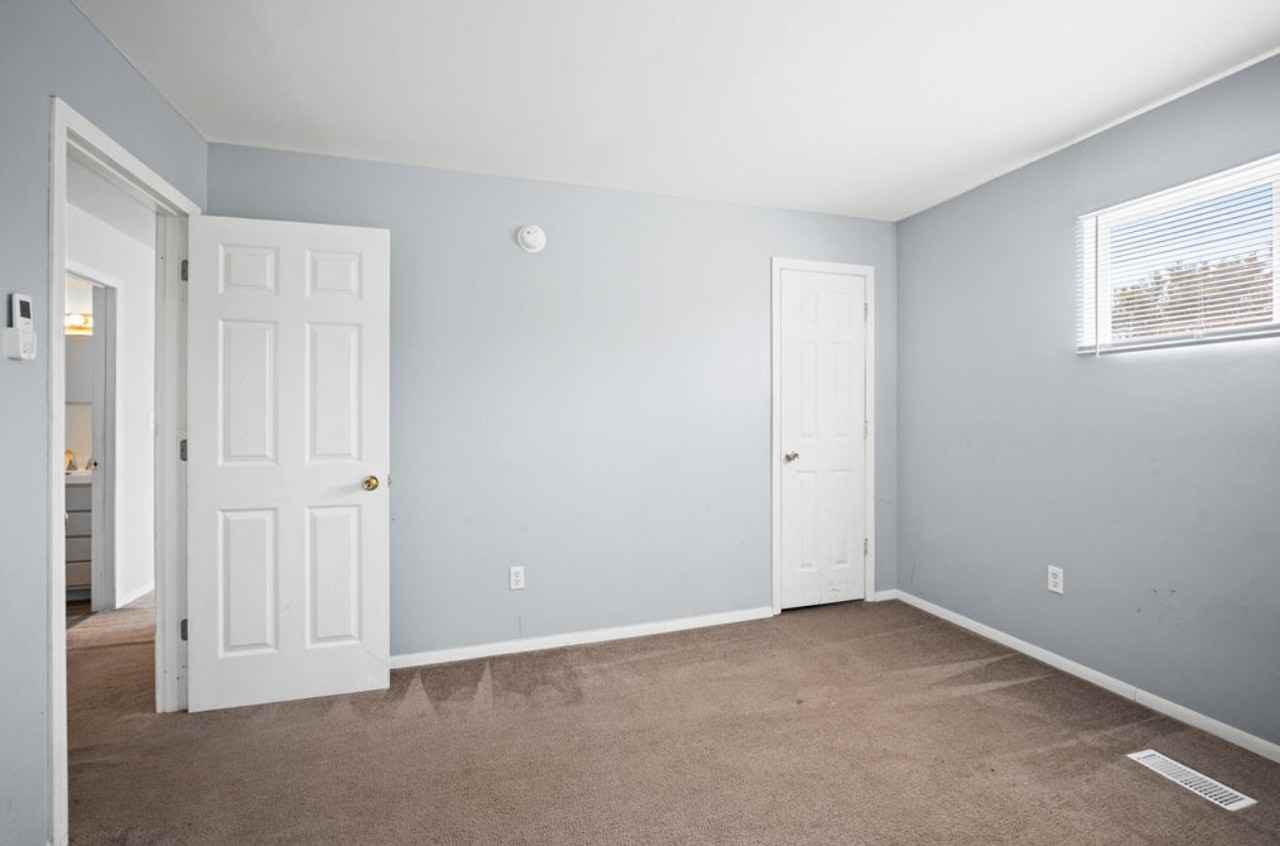 103 Columbus St - Photo 3 of 20