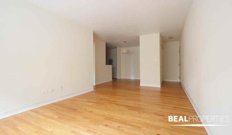 623 West Wrightwood Avenue #03 - Photo 6 of 9