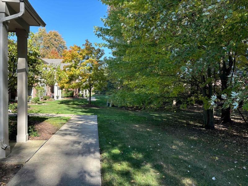 43750 Rushcliffe Drive - Photo 5 of 30