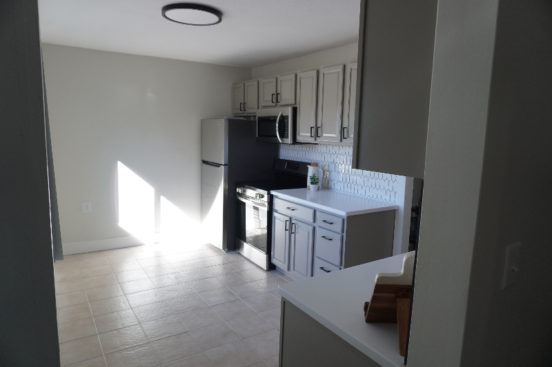 3773 Westbrook Dr - Photo 3 of 17