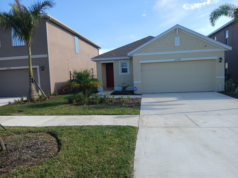 12308 Sw Rimini Way - Photo 3 of 16