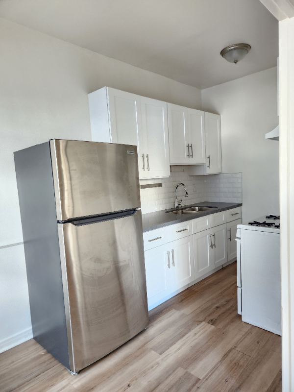 2025 Cheremoya Avenue #103