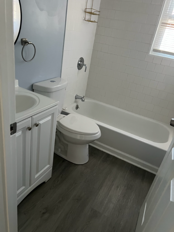 5225 Dix St Ne #102 - Photo 7 of 8