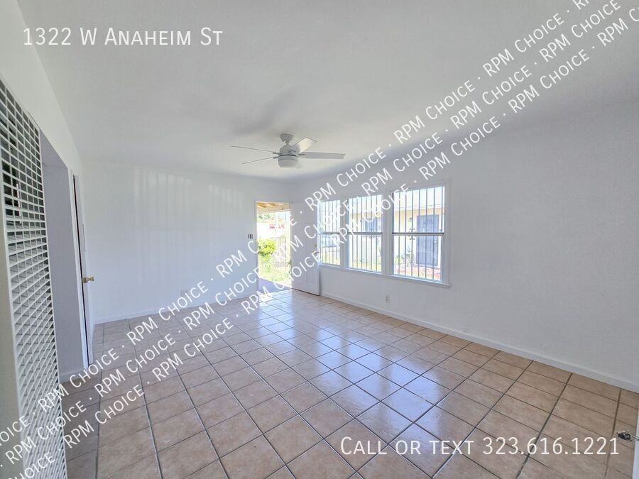 1322 W Anaheim St - Photo 3 of 11