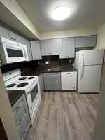 featured image of 410 E Hinckley Ave