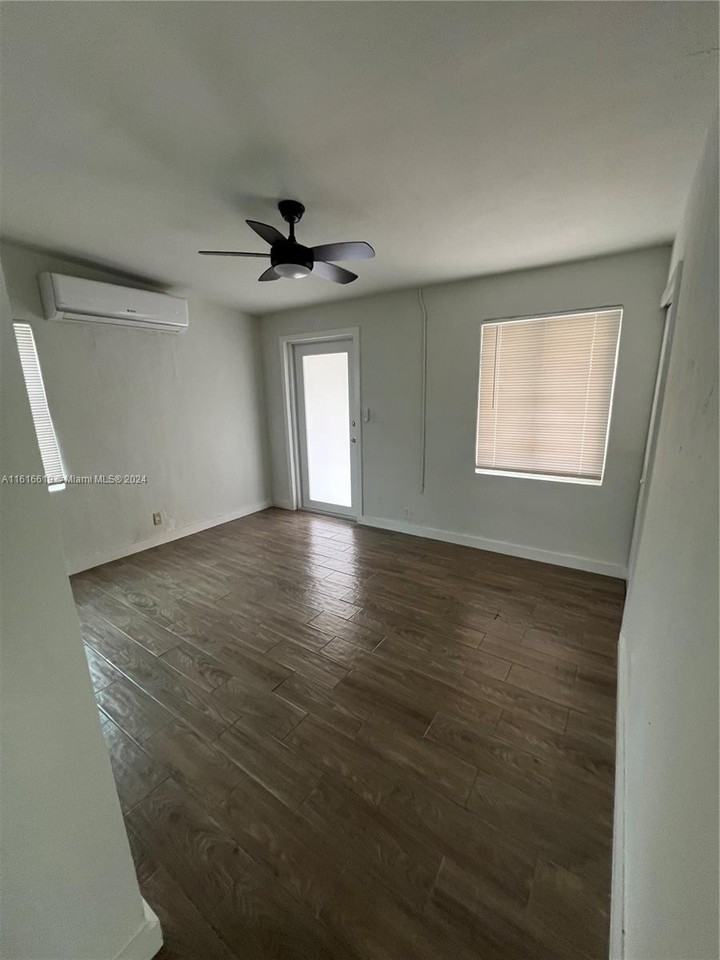 2240 Rutland St #NA - Photo 2 of 11