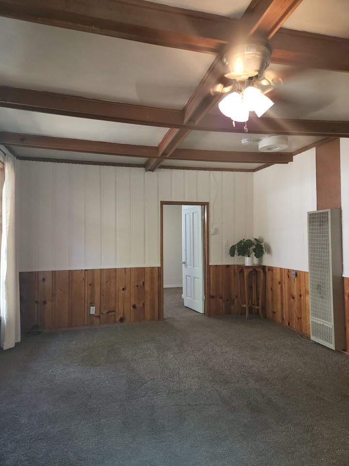 315 N School St #A - Photo 4 of 28