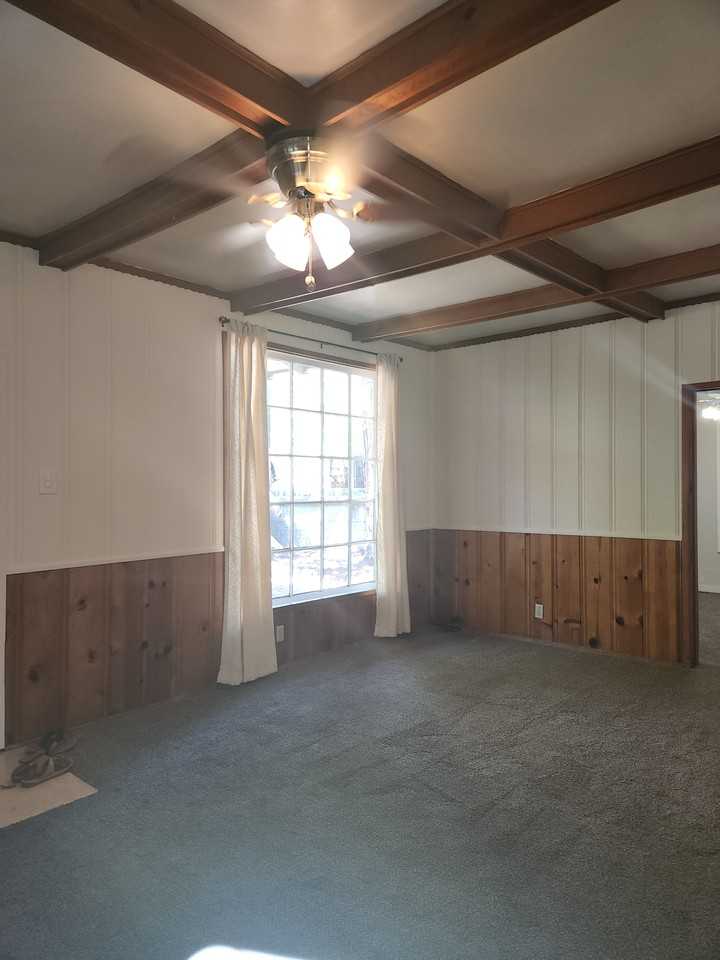 315 N School St #A - Photo 5 of 28