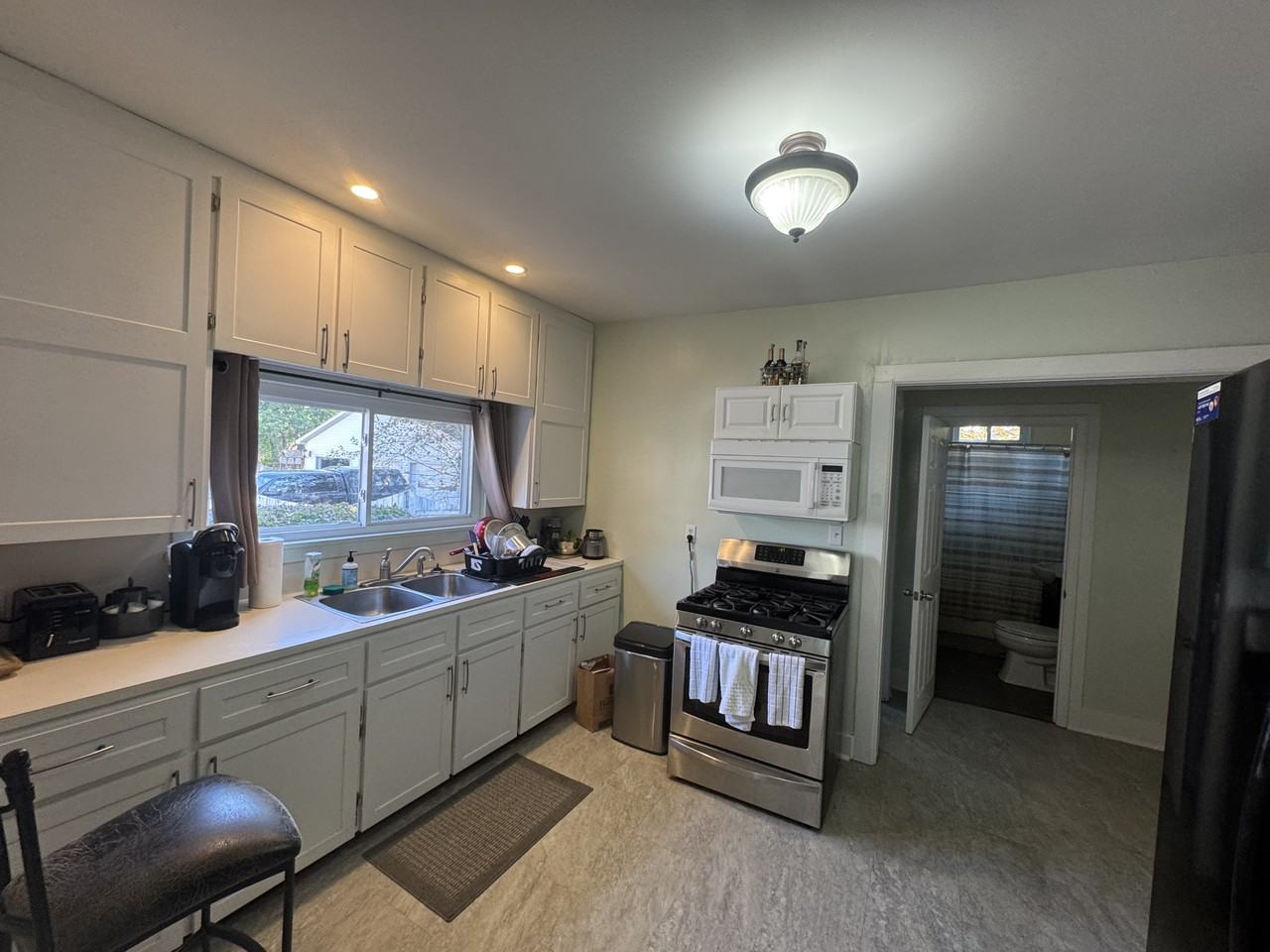 82 Hudson St #1 - Photo 3 of 13