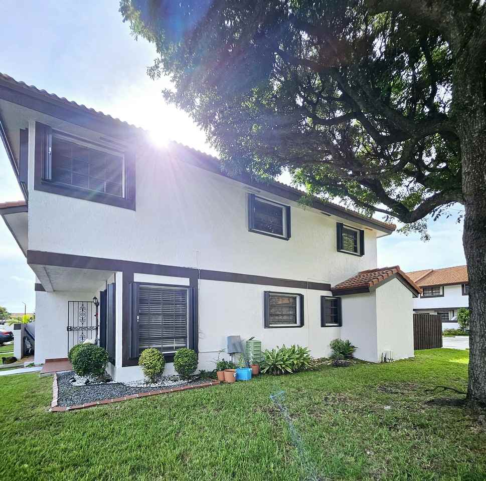 13240 Sw 57th Ter #12-1 - Photo 4 of 20