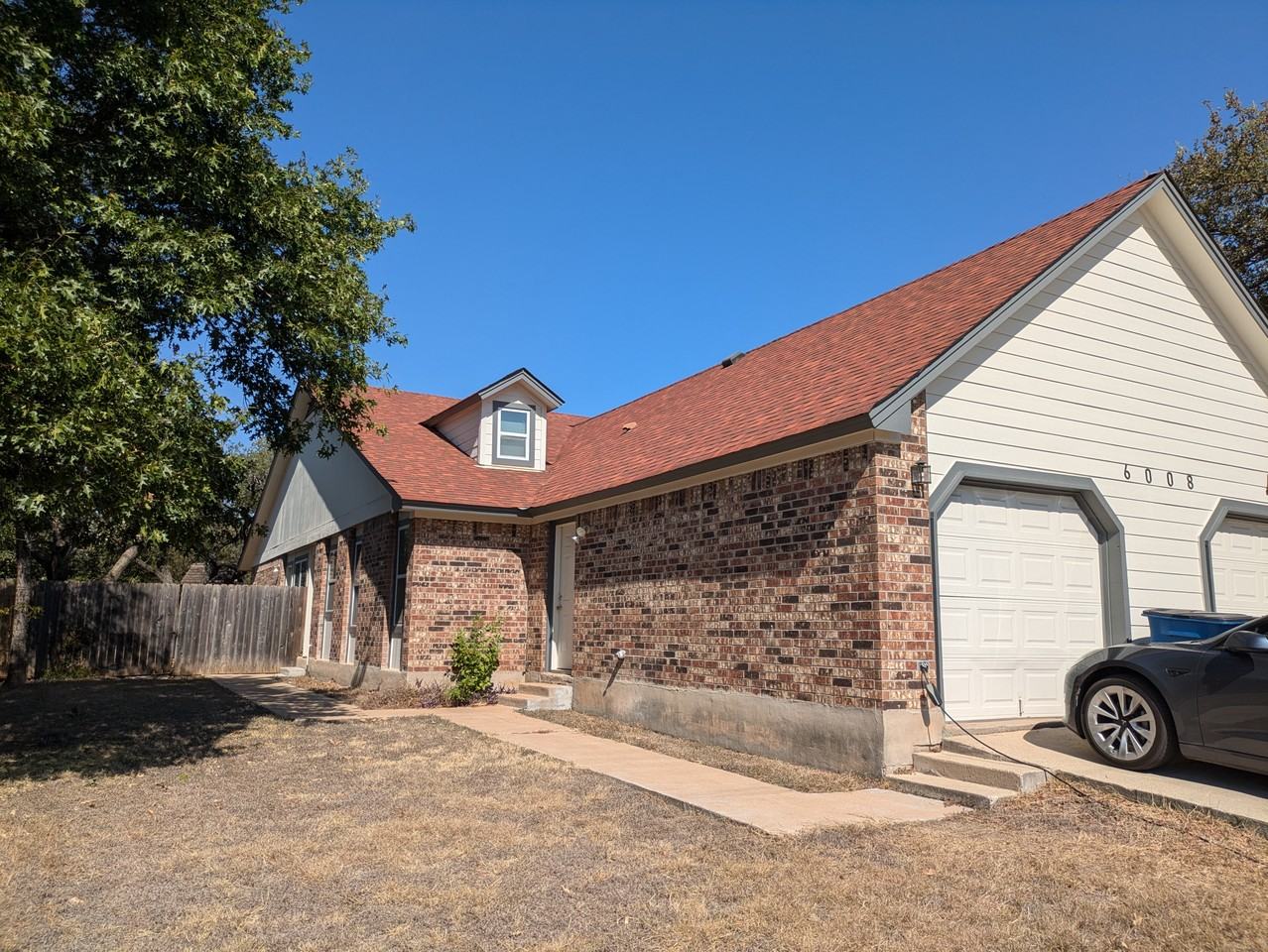 6008 Parkwood Dr #B - Photo 2 of 20