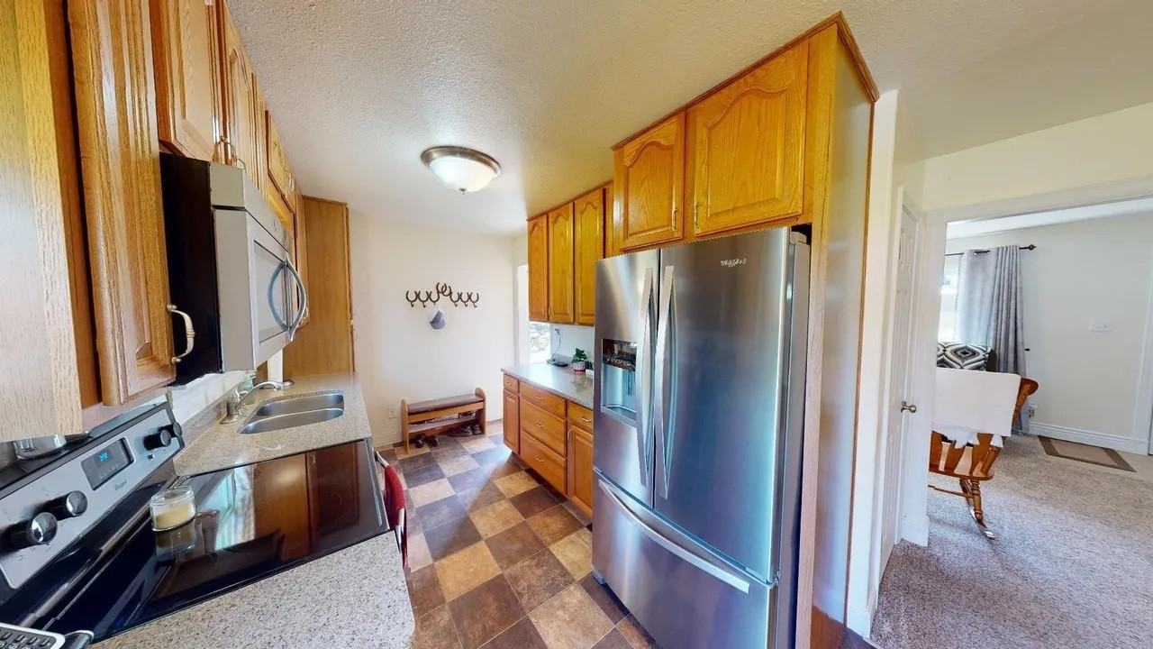 905 Logan St #NA - Photo 2 of 14