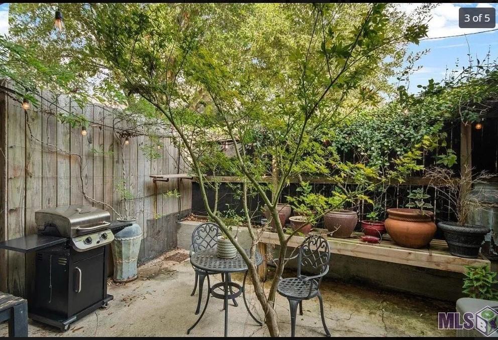 10513 N Oak Hills Pkwy #7 - Photo 2 of 14