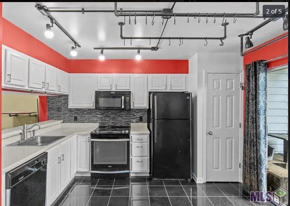 10513 N Oak Hills Pkwy #7 - Photo 3 of 14