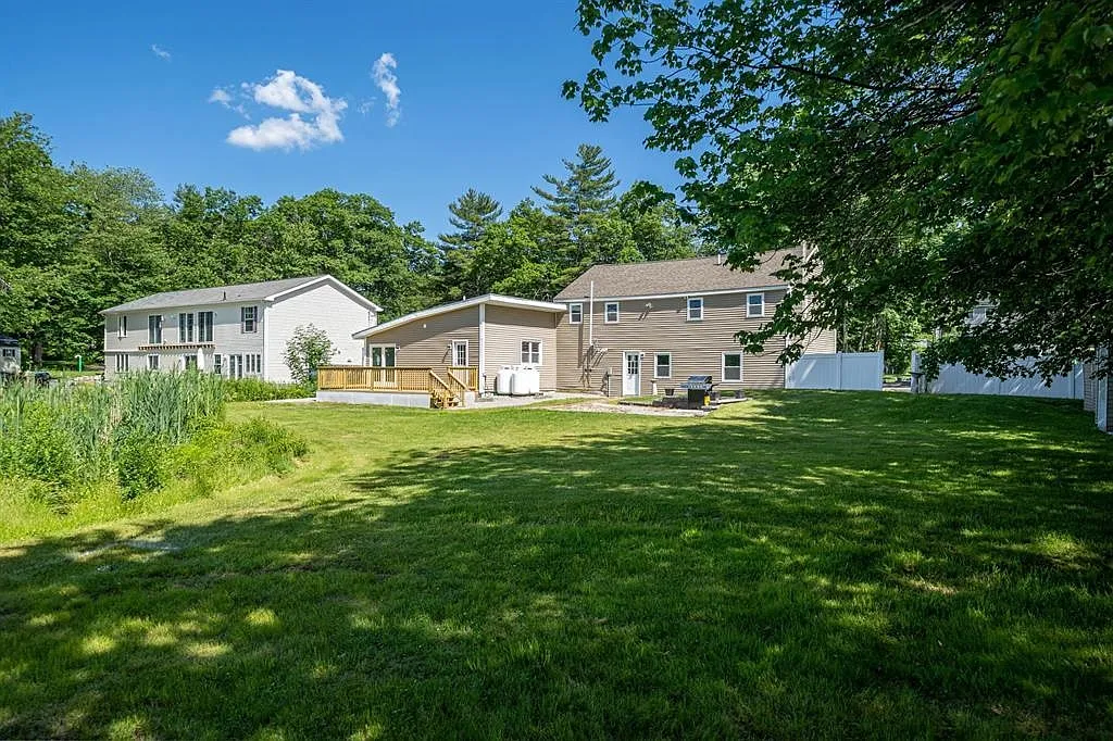 10 Gena Ave #B - Photo 3 of 13