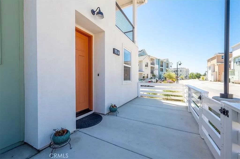 905 Madonna Rd #48 - Photo 5 of 45