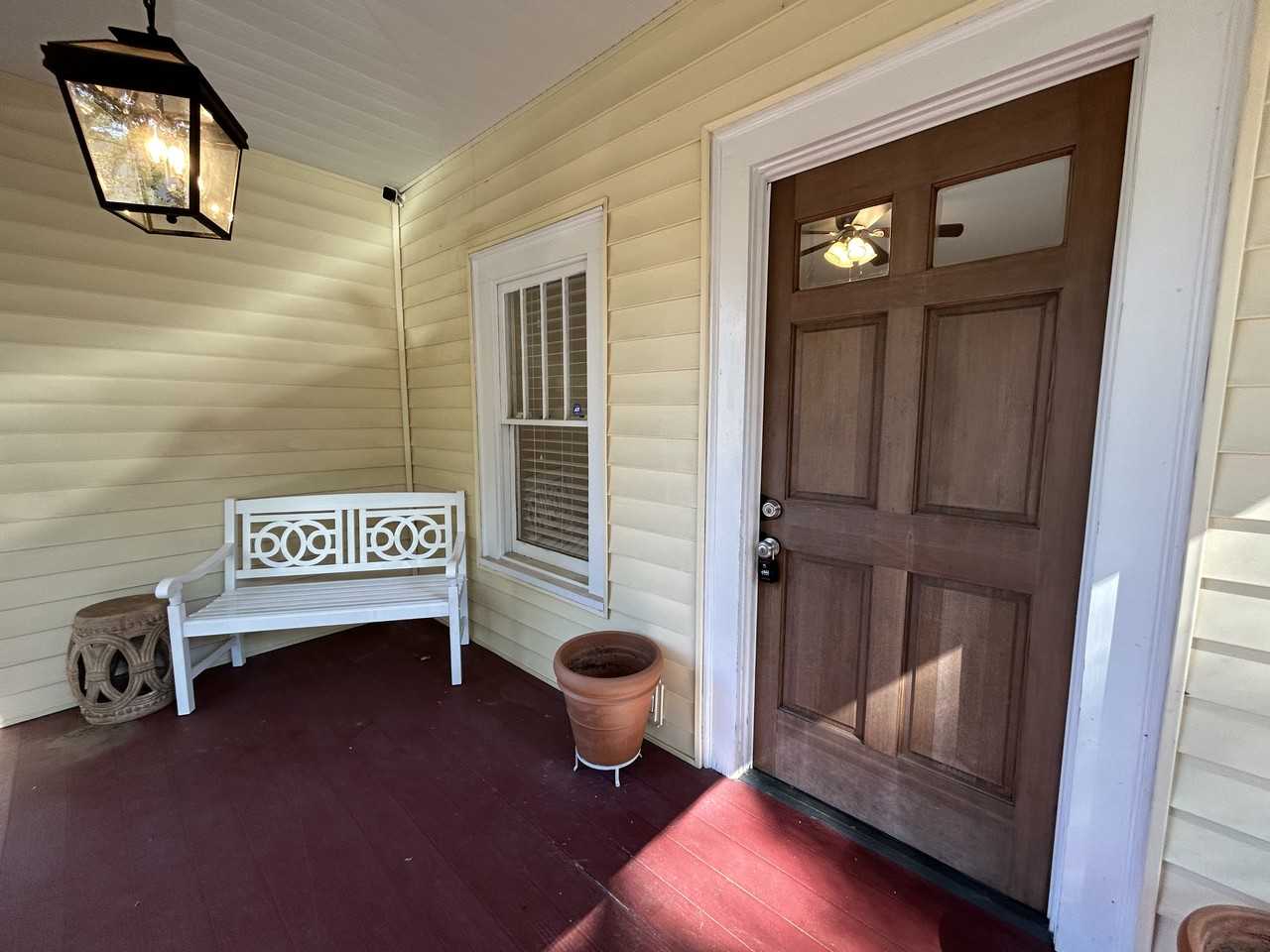 1058 Gilbert St Se #NA - Photo 3 of 27