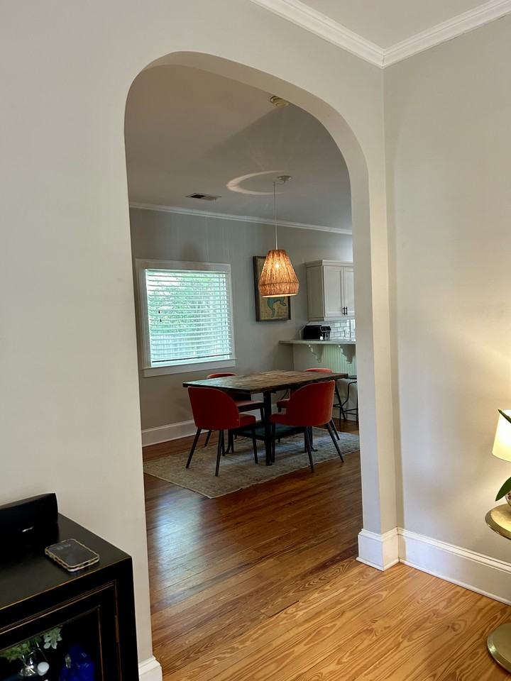 1058 Gilbert St Se #NA - Photo 7 of 27