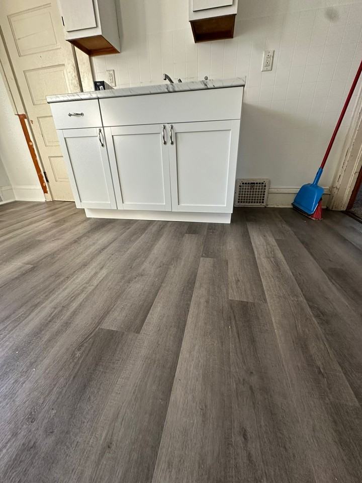 831 Georgia Ave - Photo 3 of 11