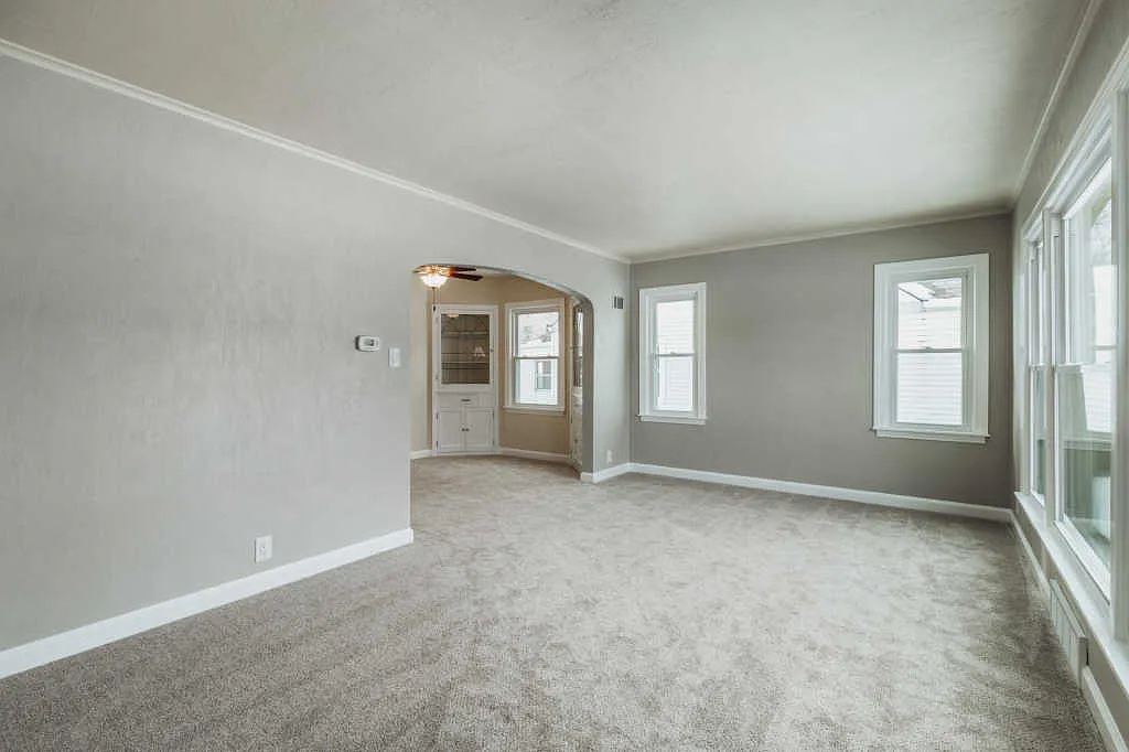 1810 S 53rd St #NA - Photo 4 of 23