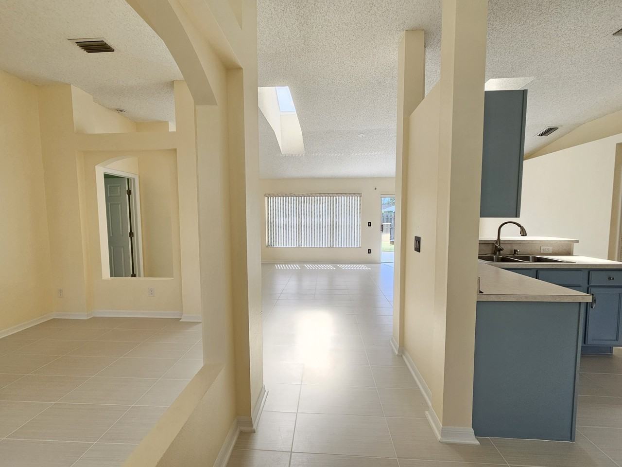 2481 Appalachian Dr #NA - Photo 3 of 33