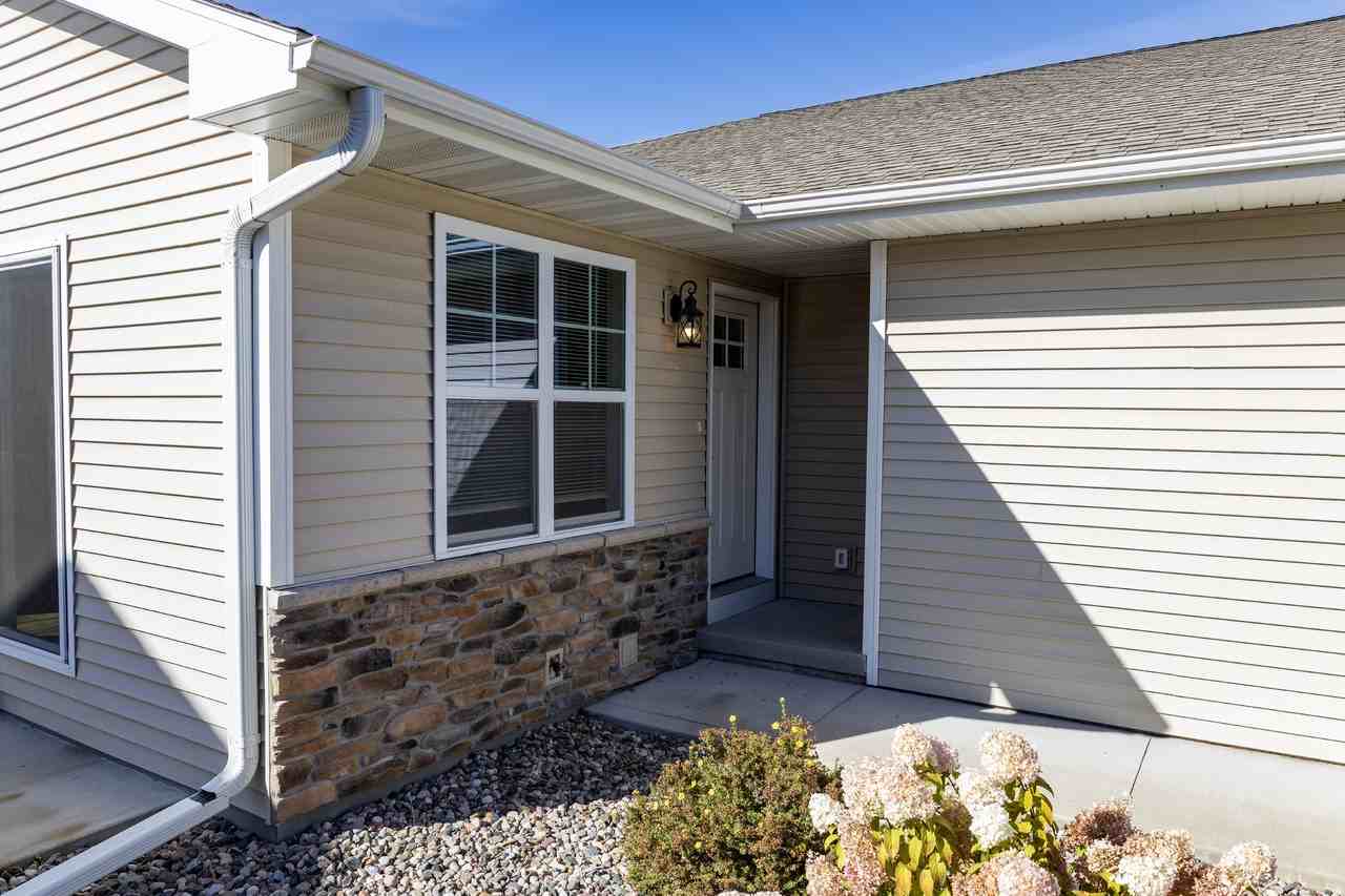 227366 Dove Ave - Photo 3 of 24