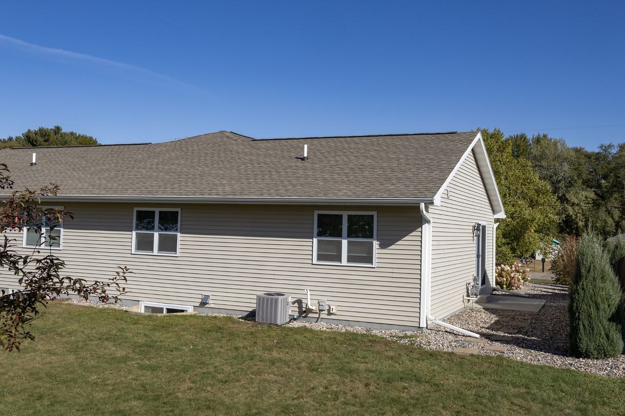 227366 Dove Ave - Photo 5 of 24