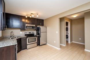 205 6th St #10 - Photo 1 of 1