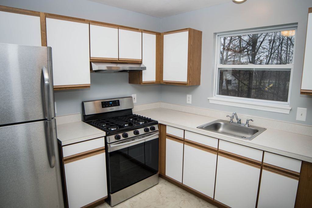 484 Waverly Cmns #NA - Photo 5 of 21