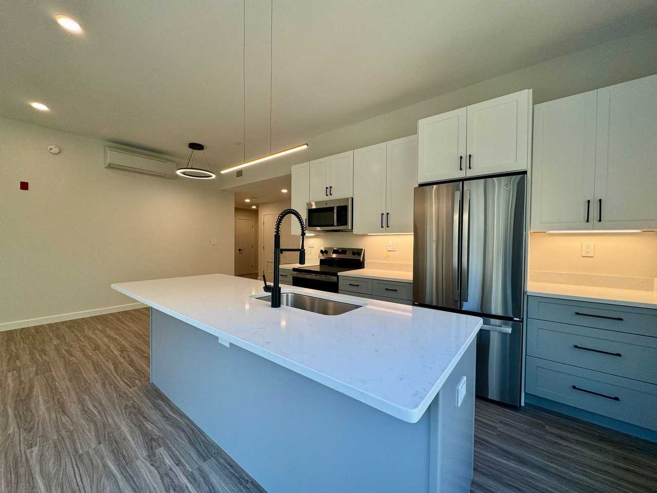 The Mark - Photo 3 of 14