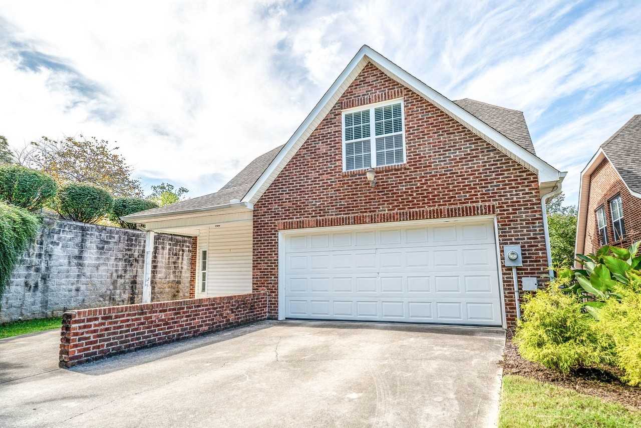 844 Poets Corner Way - Photo 3 of 40