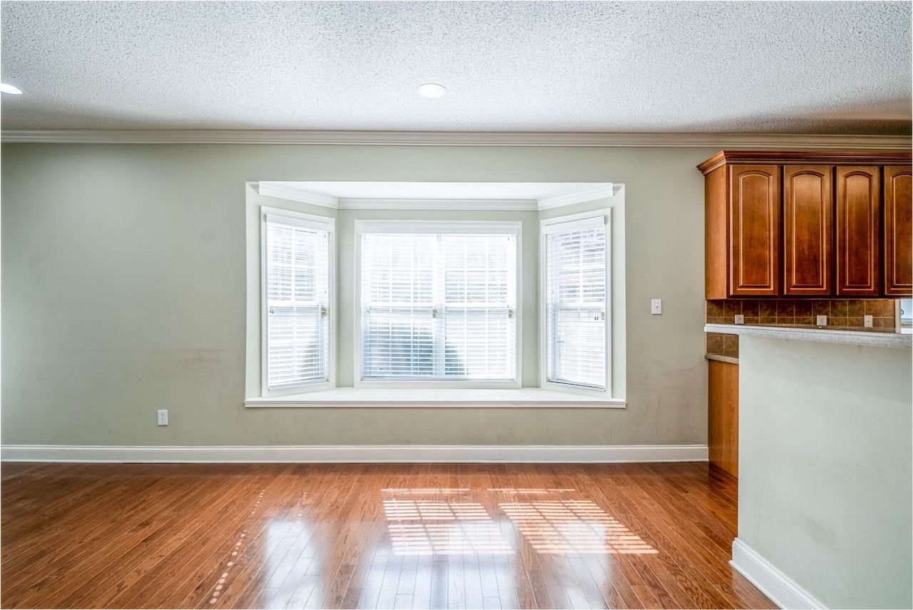 844 Poets Corner Way - Photo 7 of 40