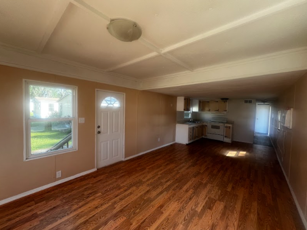 7017 Silver Lake Dr - Photo 3 of 5