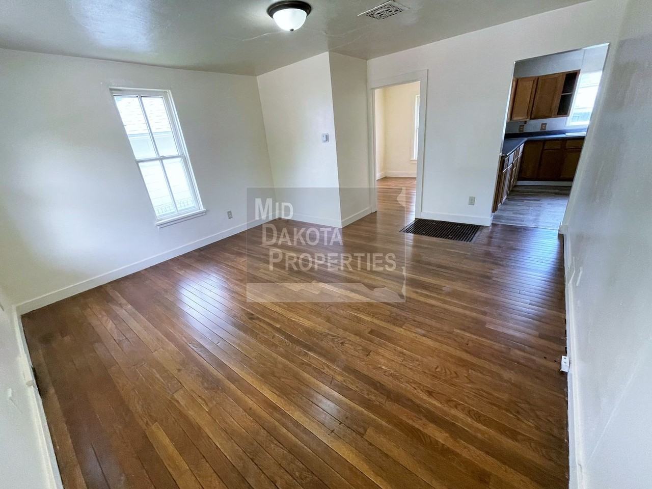 213 E 11th Ave - Photo 2 of 6