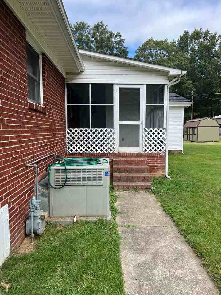 509 Fitzhugh St - Photo 3 of 24