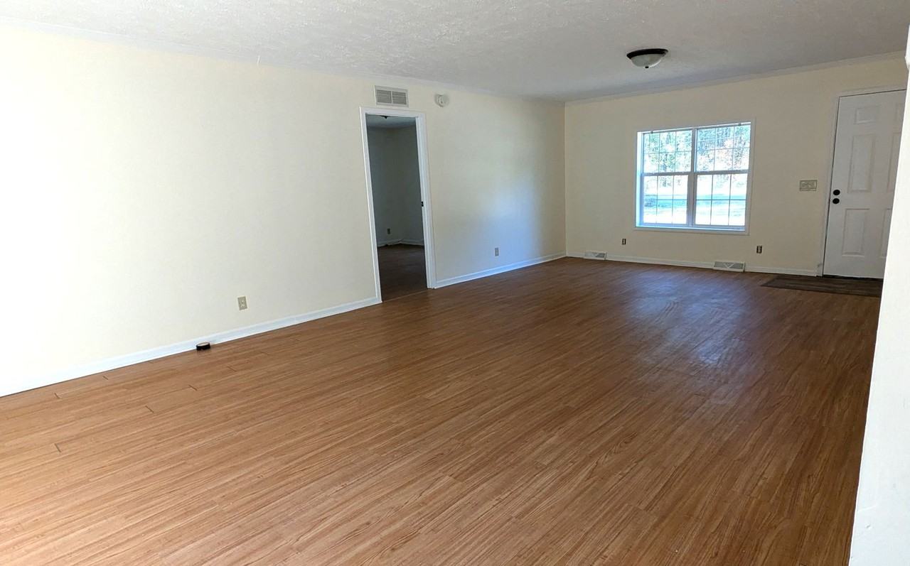 182 N Walker Rd - Photo 4 of 14