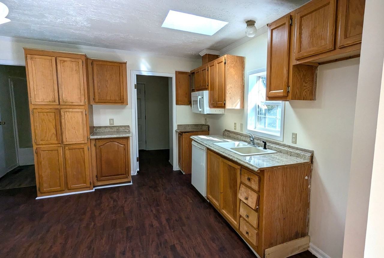 182 N Walker Rd - Photo 6 of 14