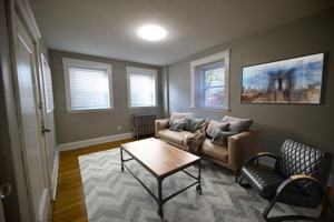 featured image of 10 Dow St