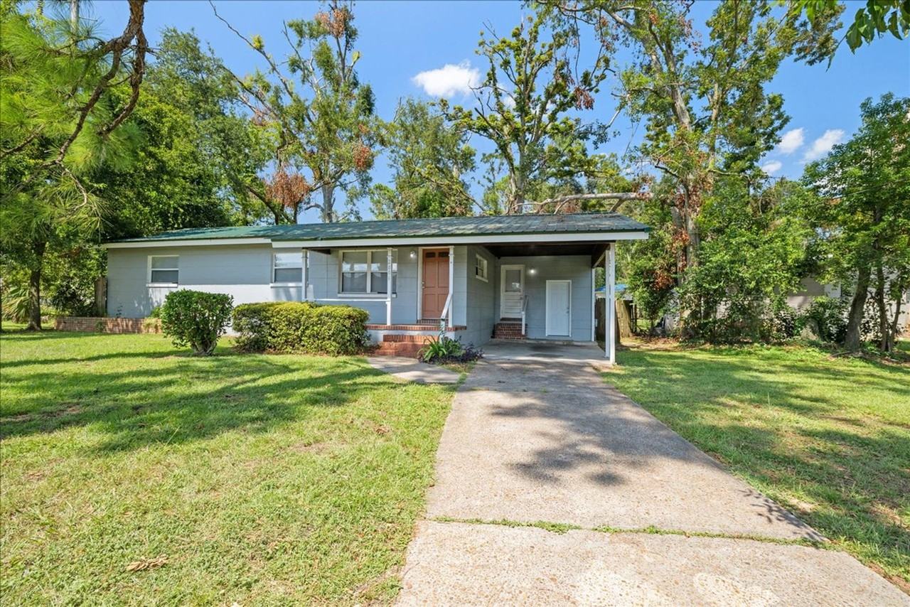 2006 Crabapple Dr - Photo 3 of 22