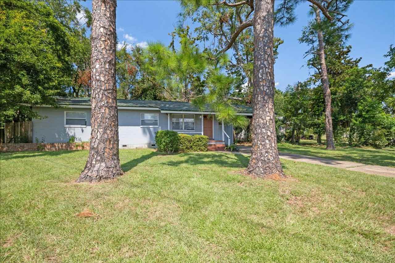 2006 Crabapple Dr - Photo 4 of 22