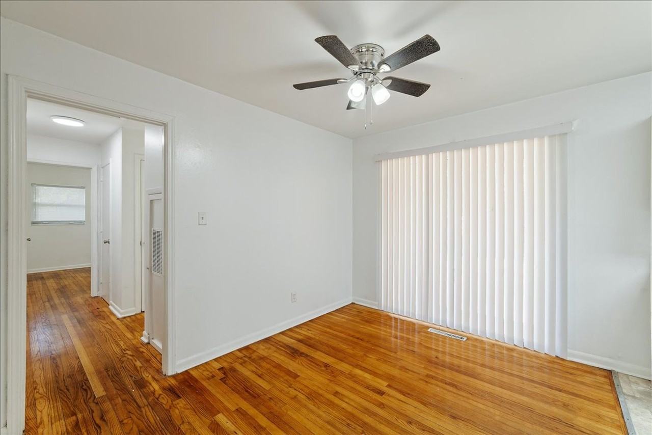 2006 Crabapple Dr - Photo 6 of 22