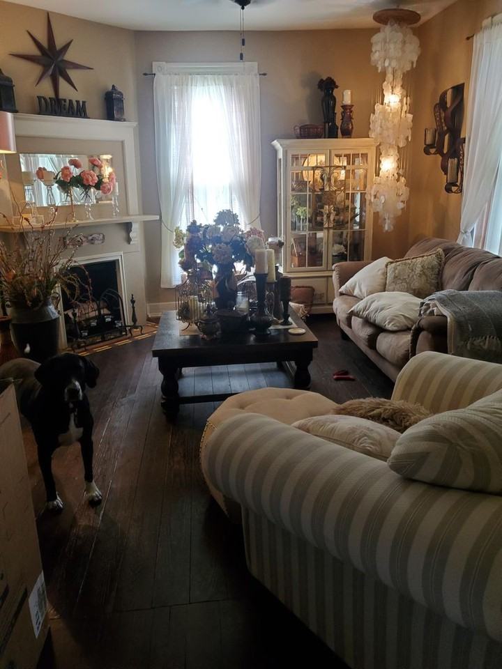 908 E State St - Photo 2 of 10