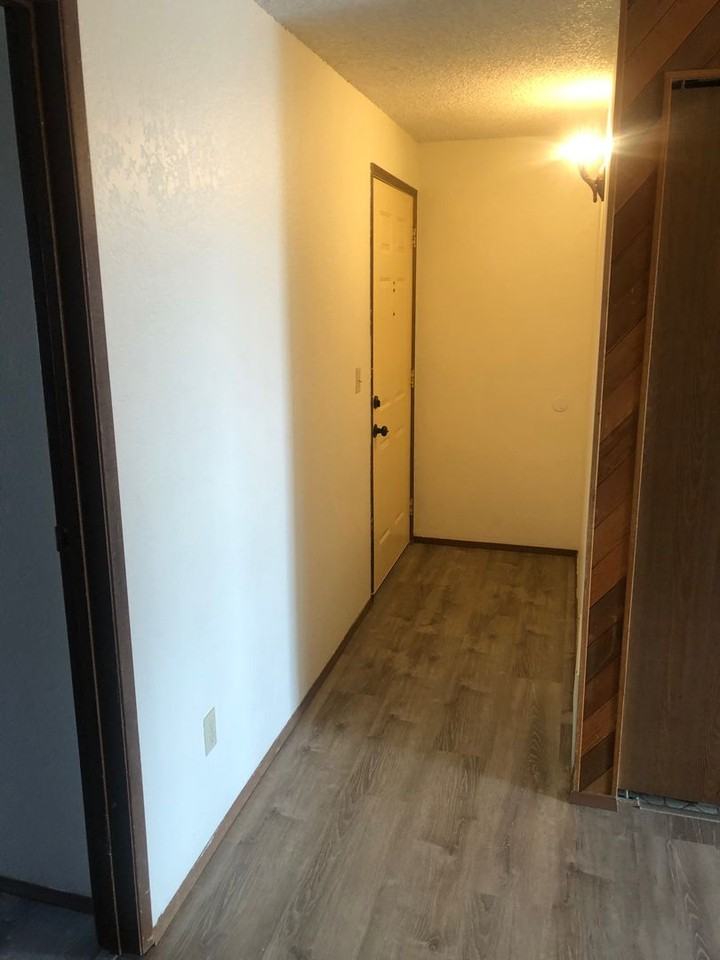 270 Se Barrington Dr #B302 - Photo 2 of 17