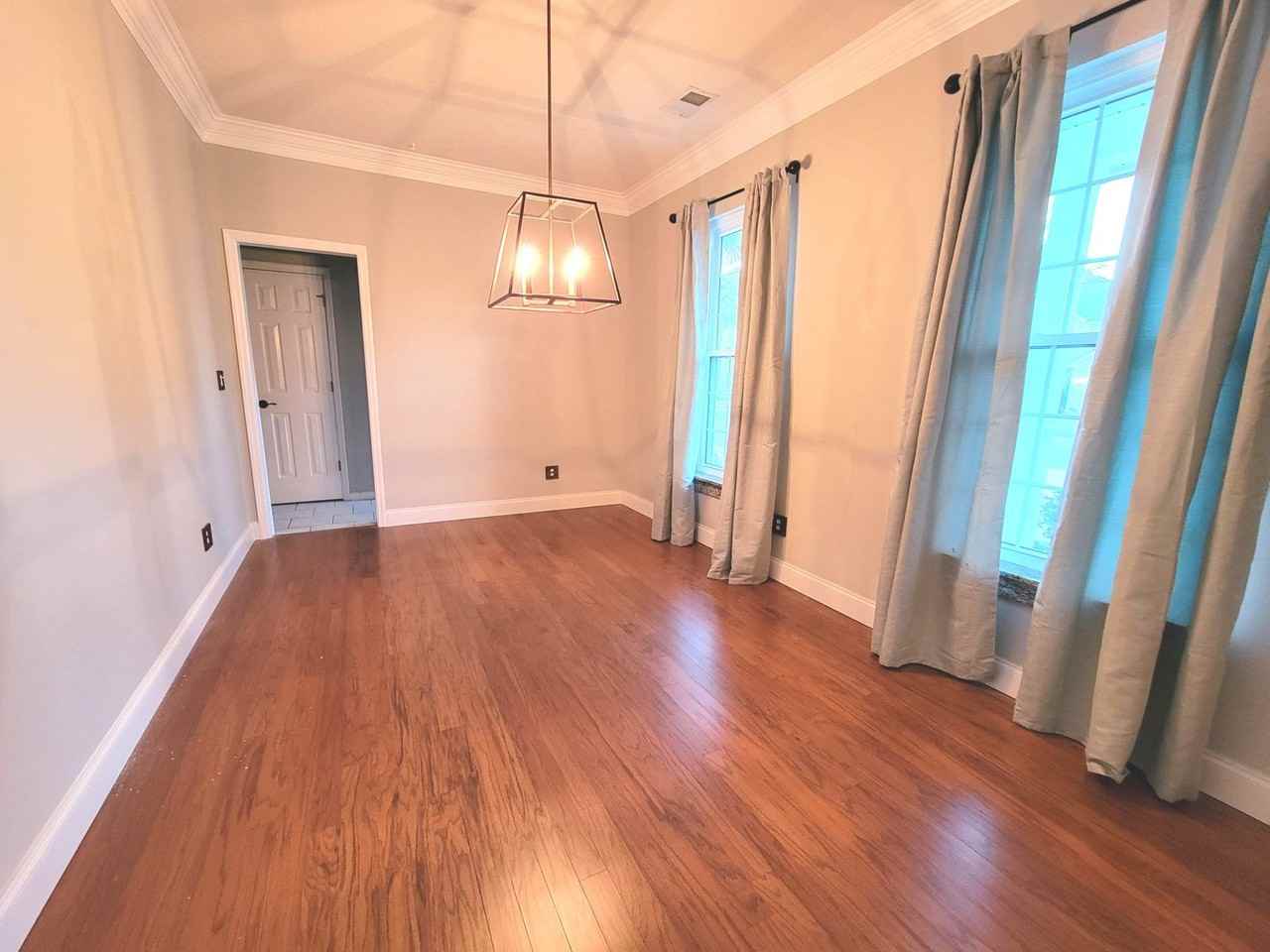 3260 Heathland Way - Photo 4 of 27