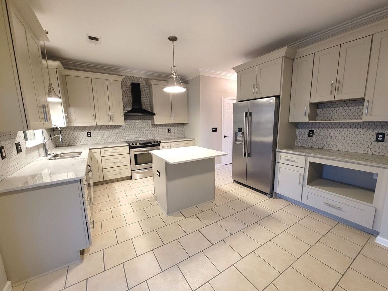 3260 Heathland Way - Photo 5 of 27